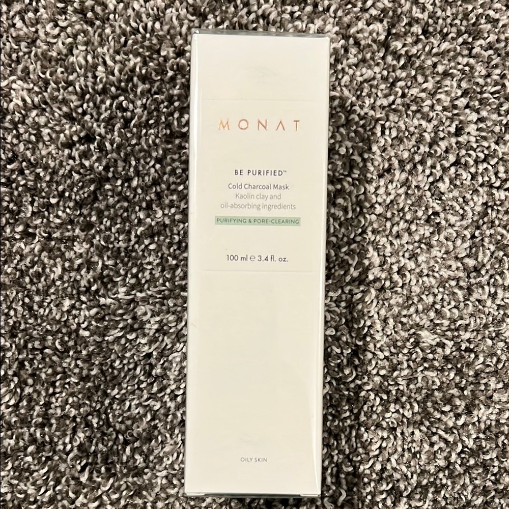 Be Purified Cold Charcoal Mask - White